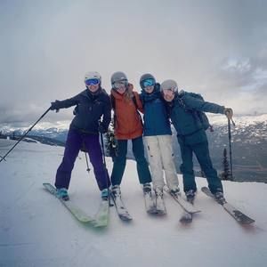 Meet your Posher, Calin